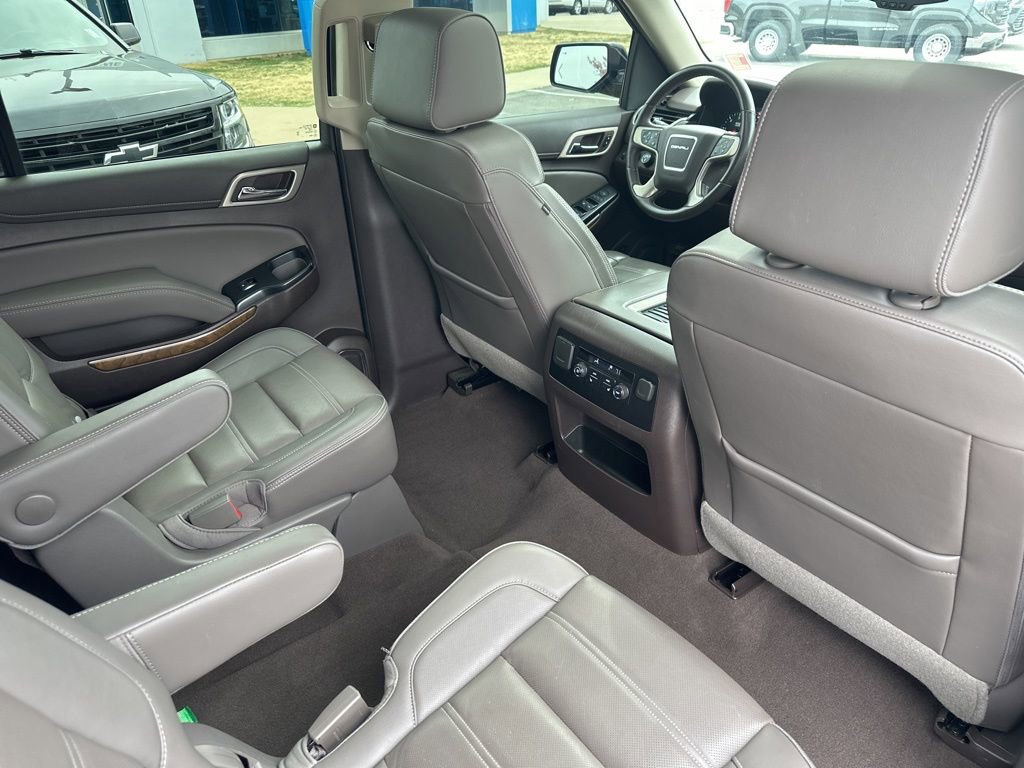 Used 2020 GMC Yukon XL Denali w/ Denali Premium Package image 29