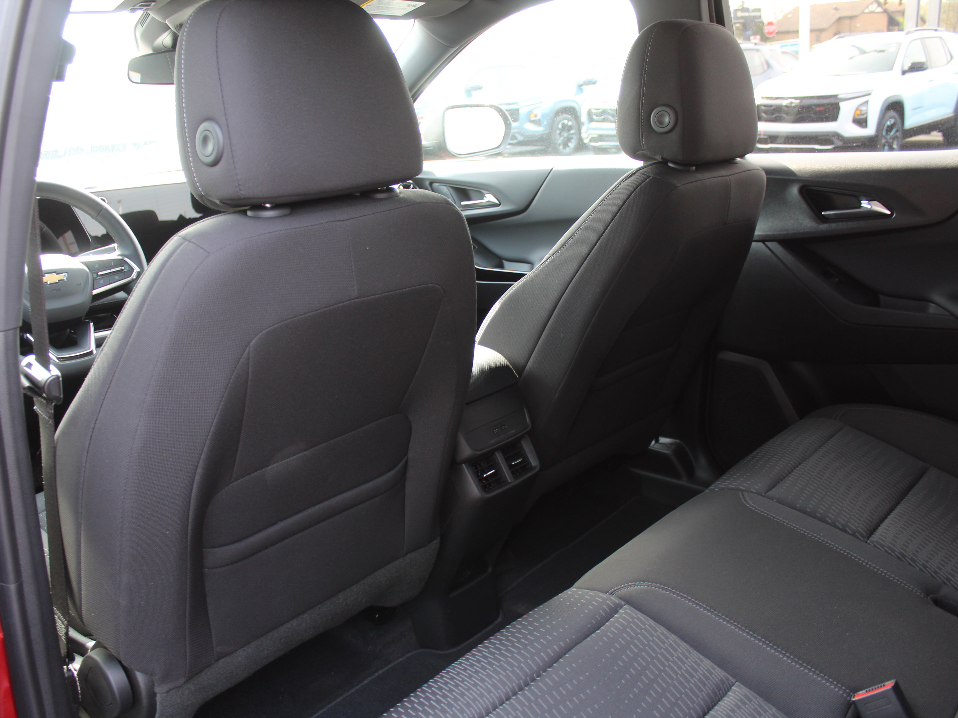 New 2026 Chevrolet Equinox LT FWD image 19