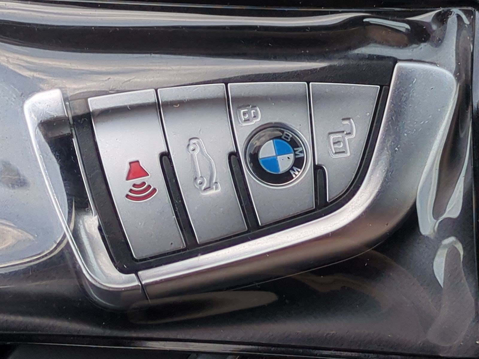 Used 2020 BMW 330i xDrive Sedan w/ Premium Package AWD/4WD image 36