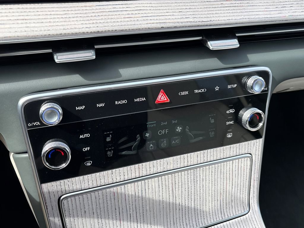 New 2026 Genesis GV80 2.5T Prestige image 18