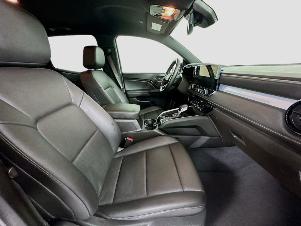 Used 2023 Chevrolet Colorado LT image 24
