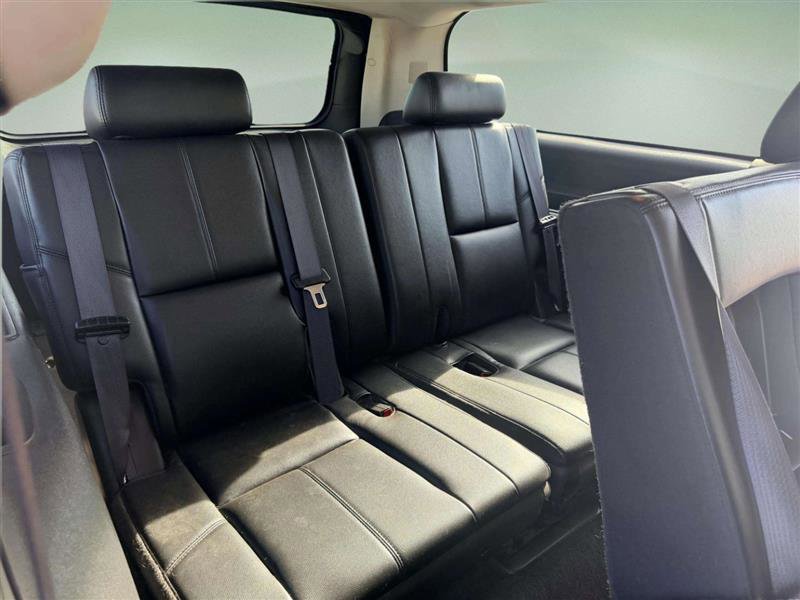 Used 2012 Chevrolet Suburban LT w/ Luxury Package image 20