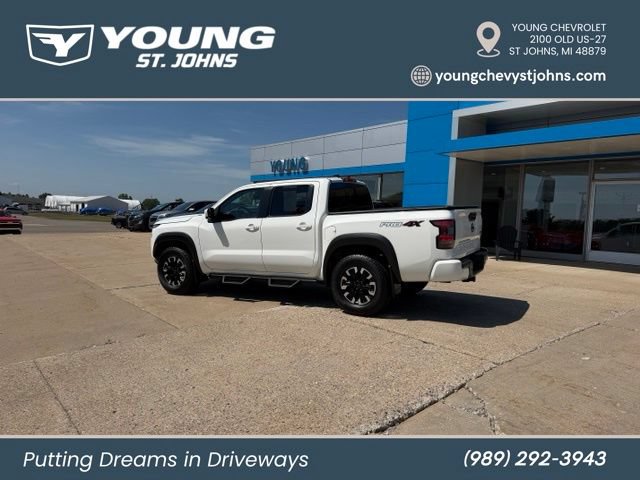 Used 2023 Nissan Frontier PRO-4X w/ Pro Convenience Package AWD/4WD image 3
