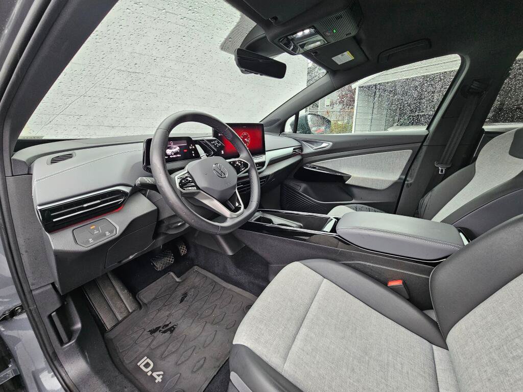 Used 2023 Volkswagen ID.4 Pro RWD image 21