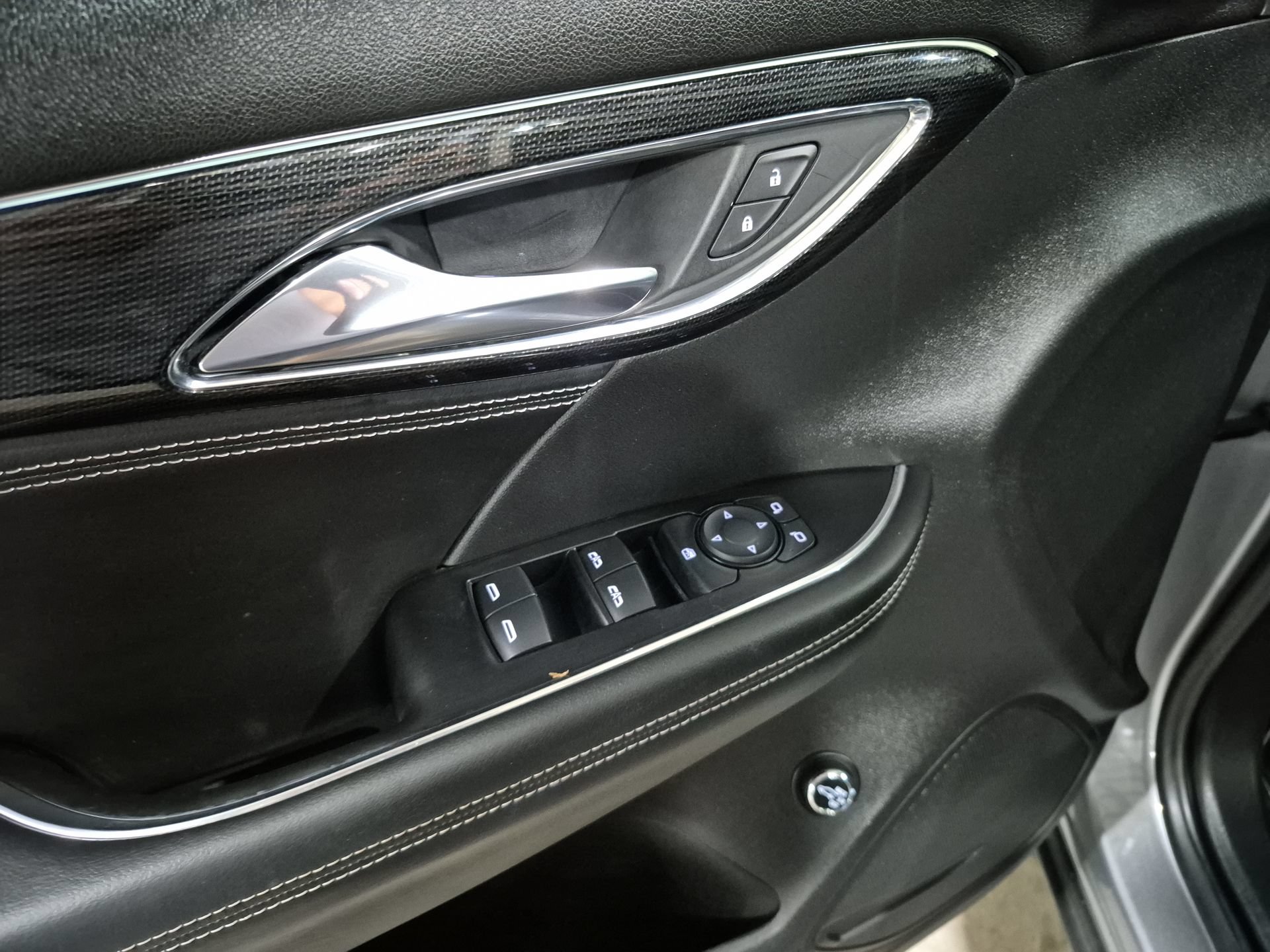Certified 2023 Buick Envision Preferred AWD/4WD image 23