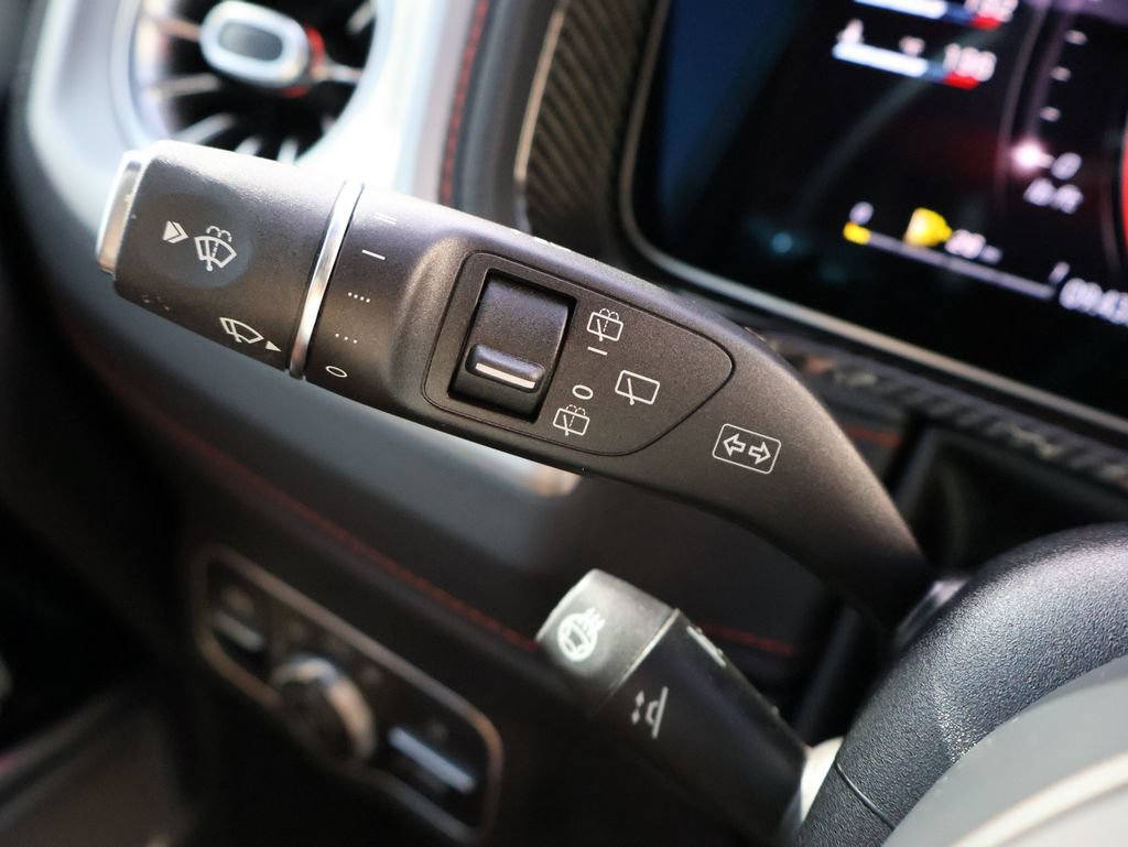 Used 2025 Mercedes-Benz G 63 AMG 4MATIC image 34