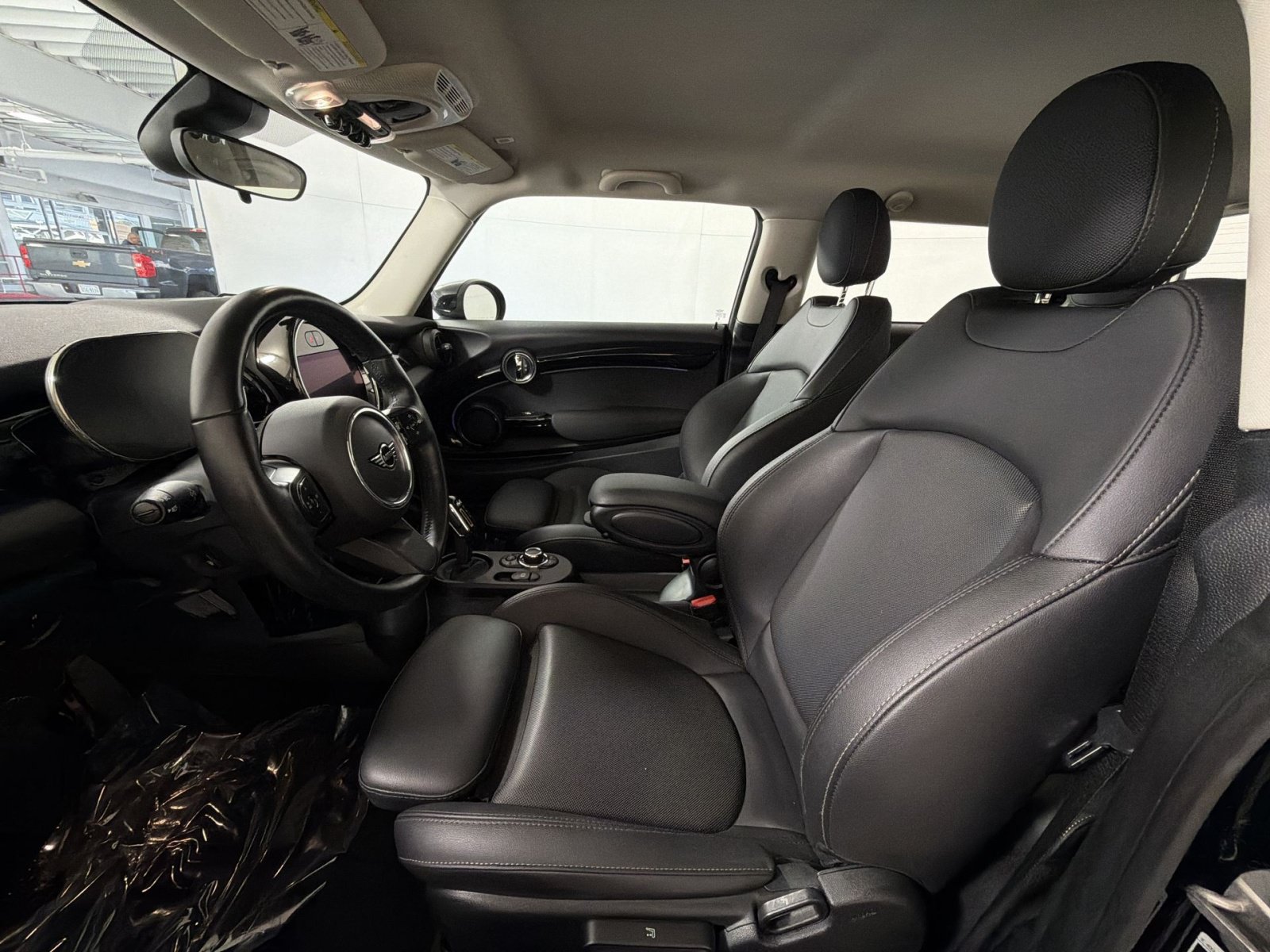 Used 2024 MINI Cooper SE FWD image 13