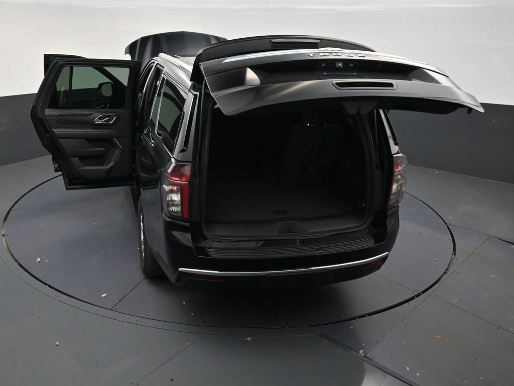 Used 2024 Chevrolet Tahoe LS RWD image 32