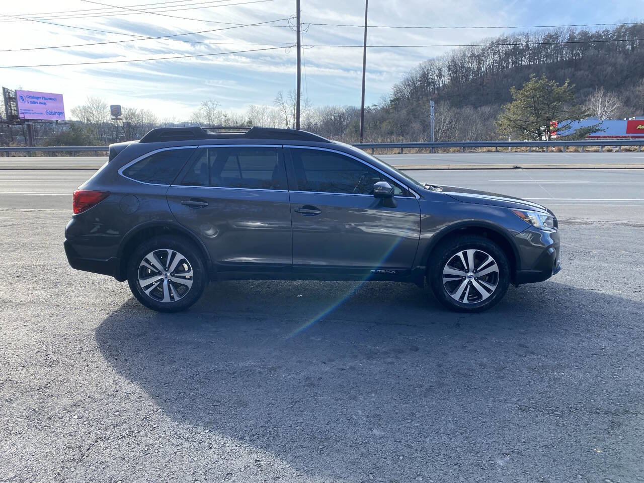 Used 2019 Subaru Outback 3.6R Limited w/ Protection Package #1 image 5