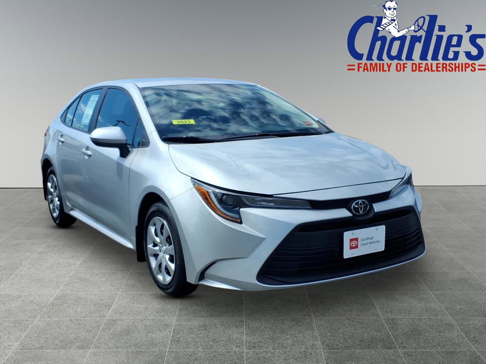 Certified 2023 Toyota Corolla LE FWD image 3