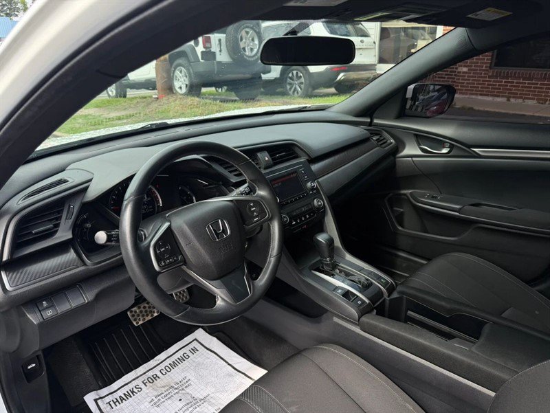 Used 2017 Honda Civic Sport image 16
