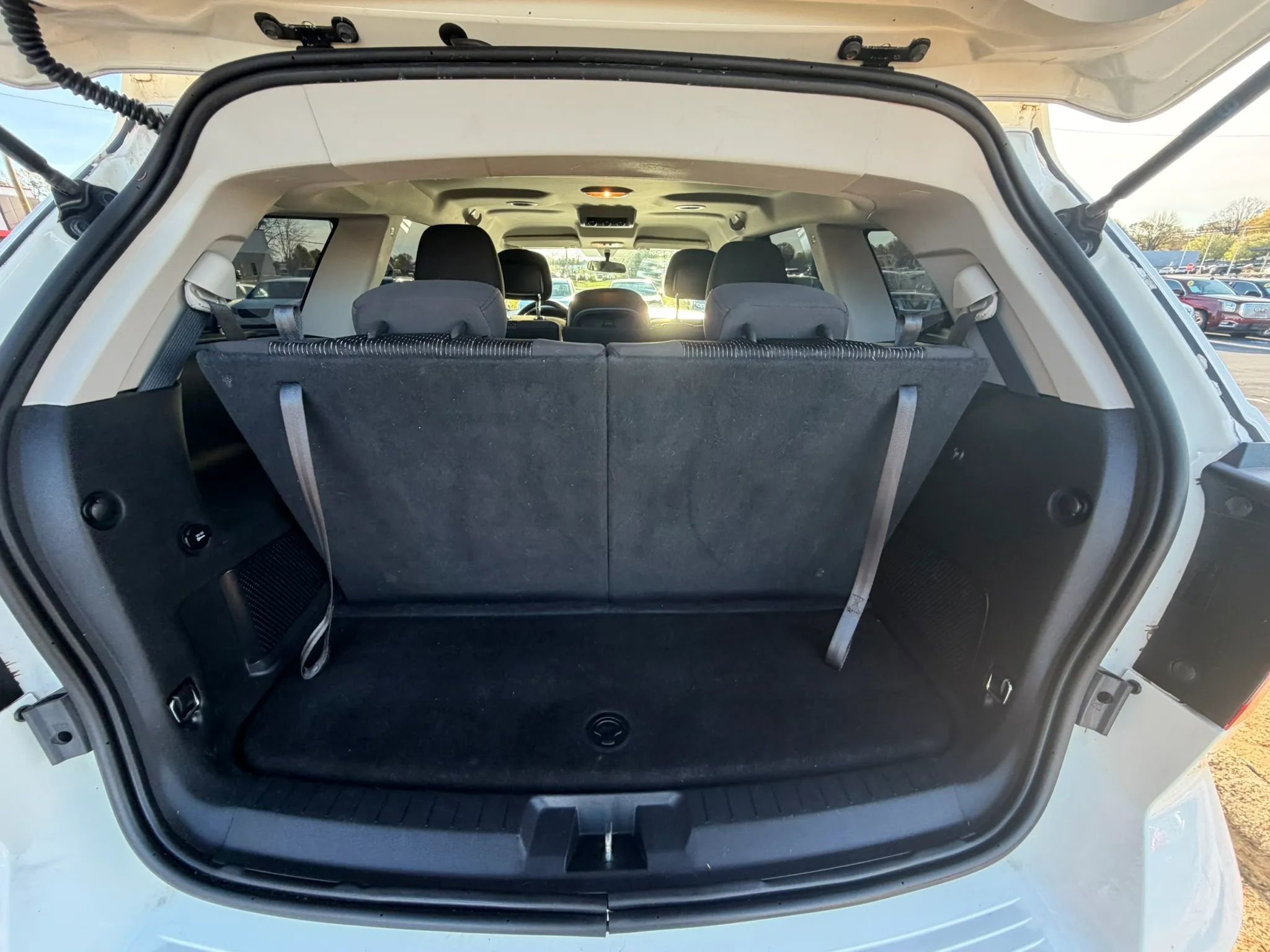 Used 2017 Dodge Journey SXT w/ Comfort/Convenience Group image 9