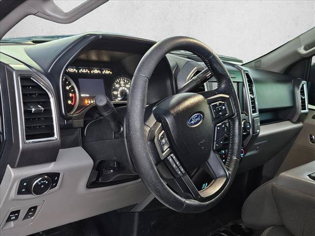 Used 2016 Ford F150 XLT w/ Equipment Group 302A Luxury RWD image 9