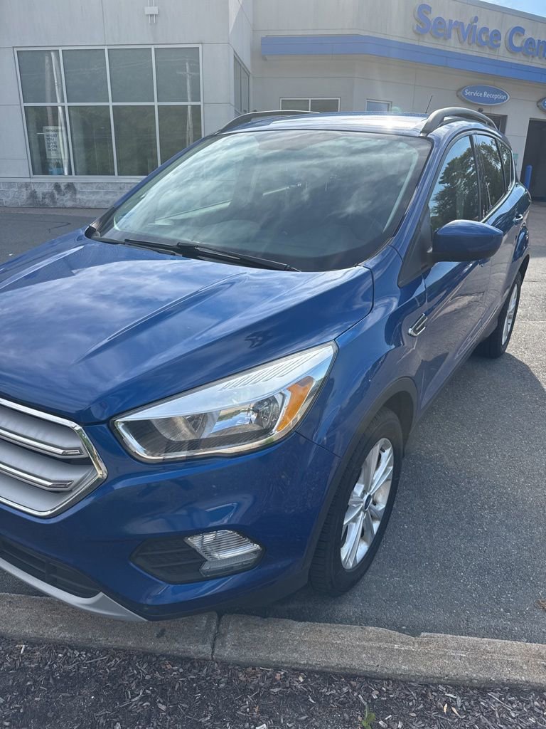 Used 2018 Ford Escape SE AWD/4WD image 3