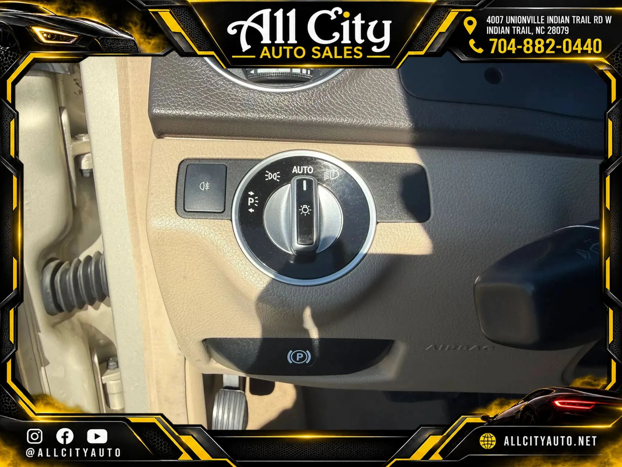Used 2012 Mercedes-Benz C 250 Sedan image 22