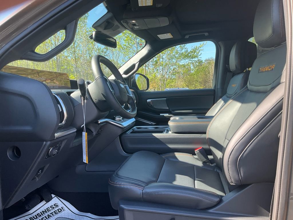 New 2026 Ford Expedition Tremor image 16