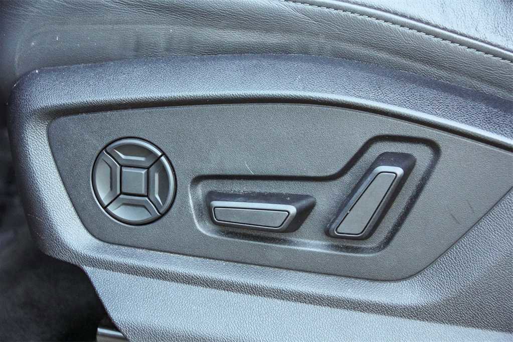 Used 2022 Audi Q7 Premium Plus w/ Premium Plus Package image 19