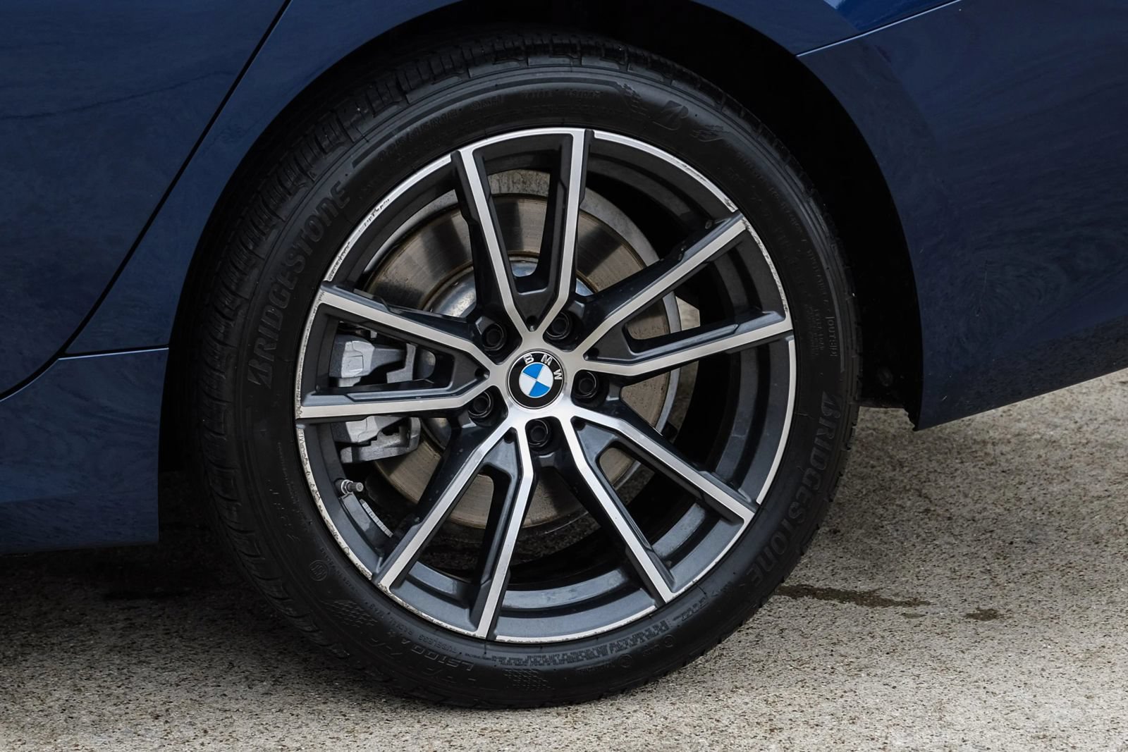 Used 2019 BMW 330i xDrive Sedan w/ Convenience Package AWD/4WD image 58