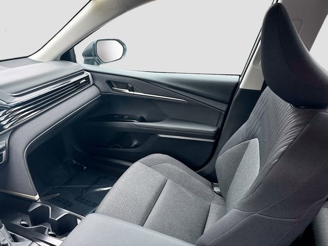 Used 2025 Toyota Camry LE image 21