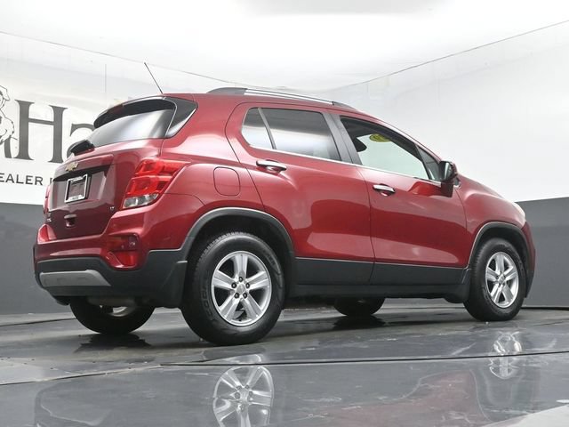 Used 2019 Chevrolet Trax LT w/ LT Convenience Package FWD image 37