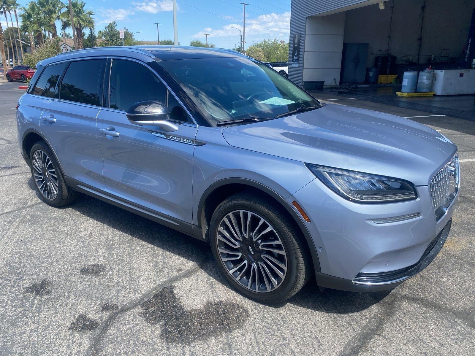 Used 2022 Lincoln Corsair Reserve AWD/4WD image 3