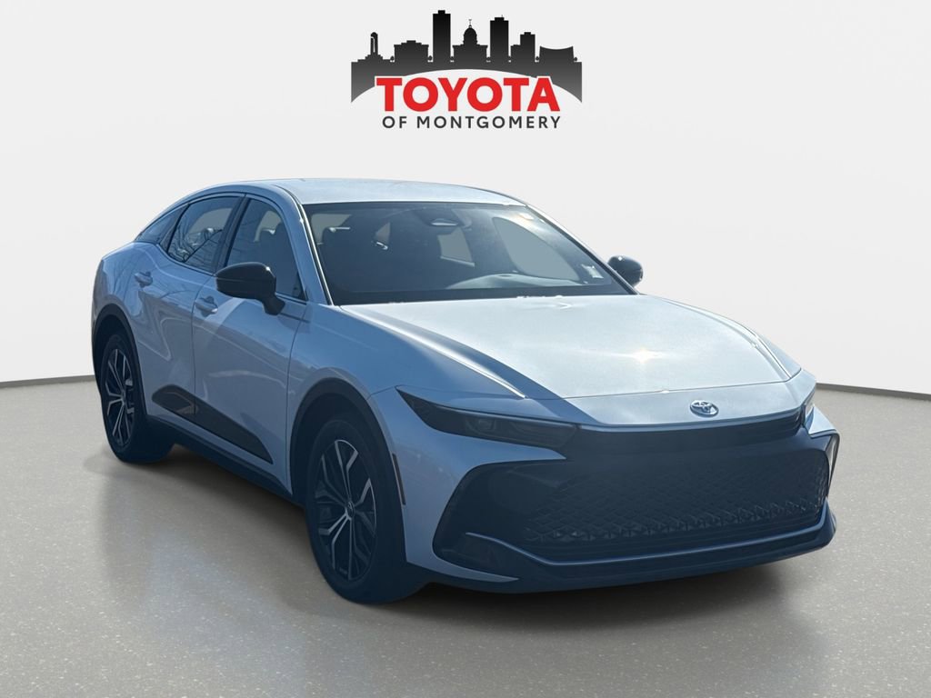 Used 2026 Toyota Crown XLE image 1