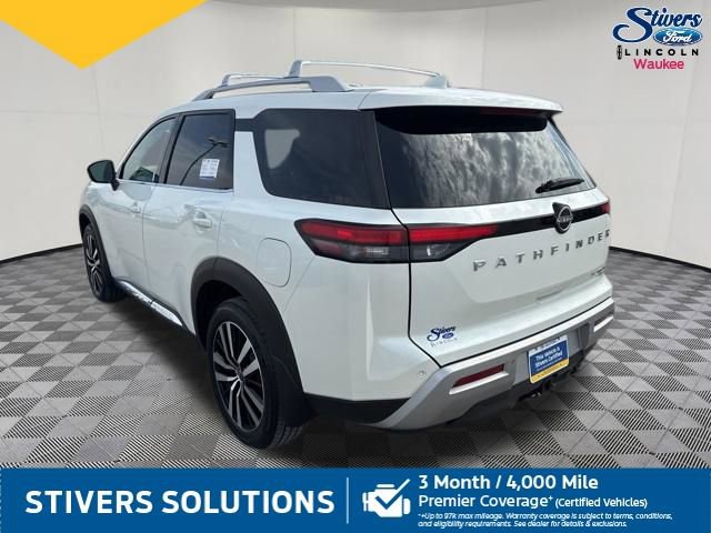 Used 2024 Nissan Pathfinder Platinum image 9