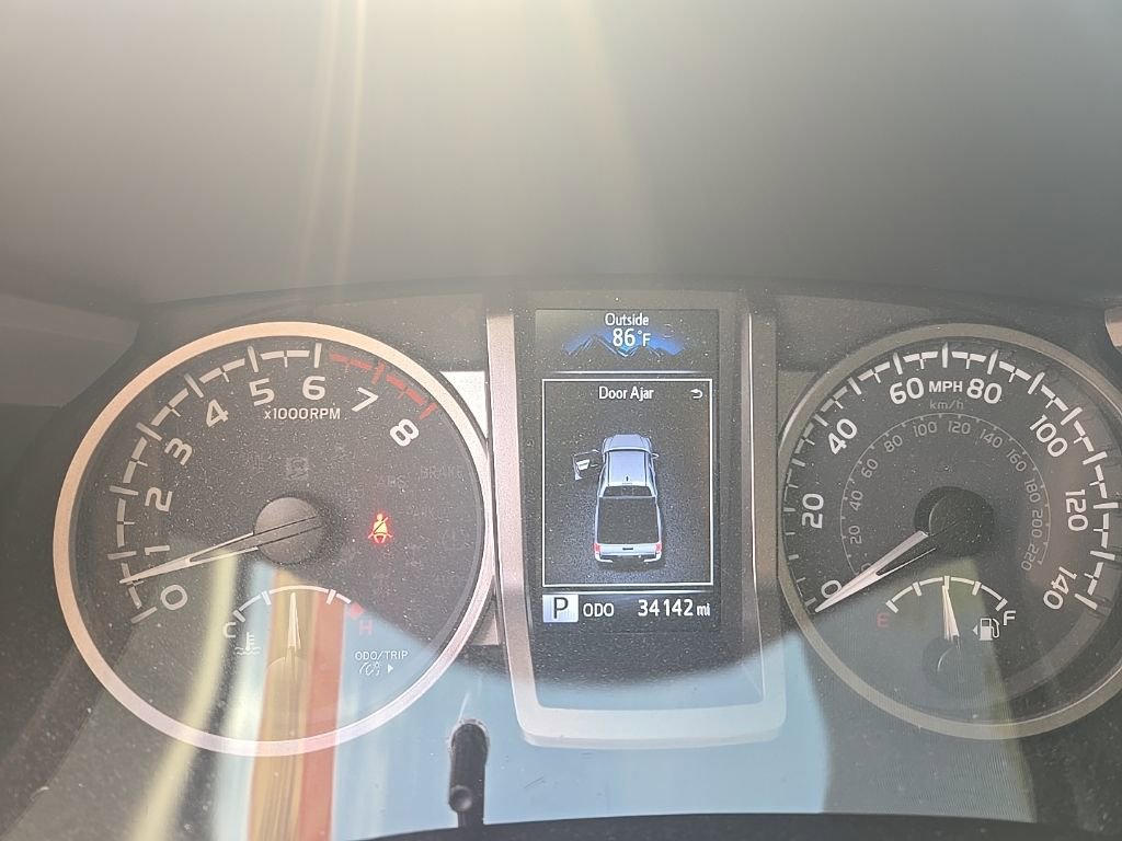 Used 2023 Toyota Tacoma 4x4 Double Cab w/ Trail Edition image 6