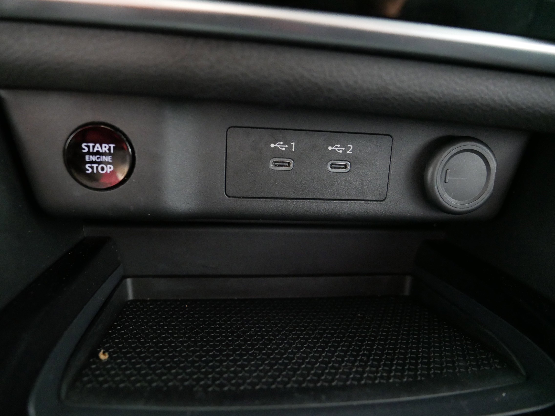 Used 2024 Nissan Rogue S AWD/4WD image 30