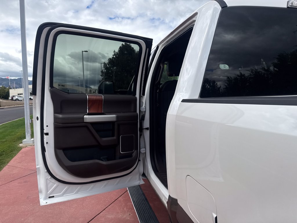 Used 2019 Ford F350 King Ranch w/ King Ranch Ultimate Package AWD/4WD image 19