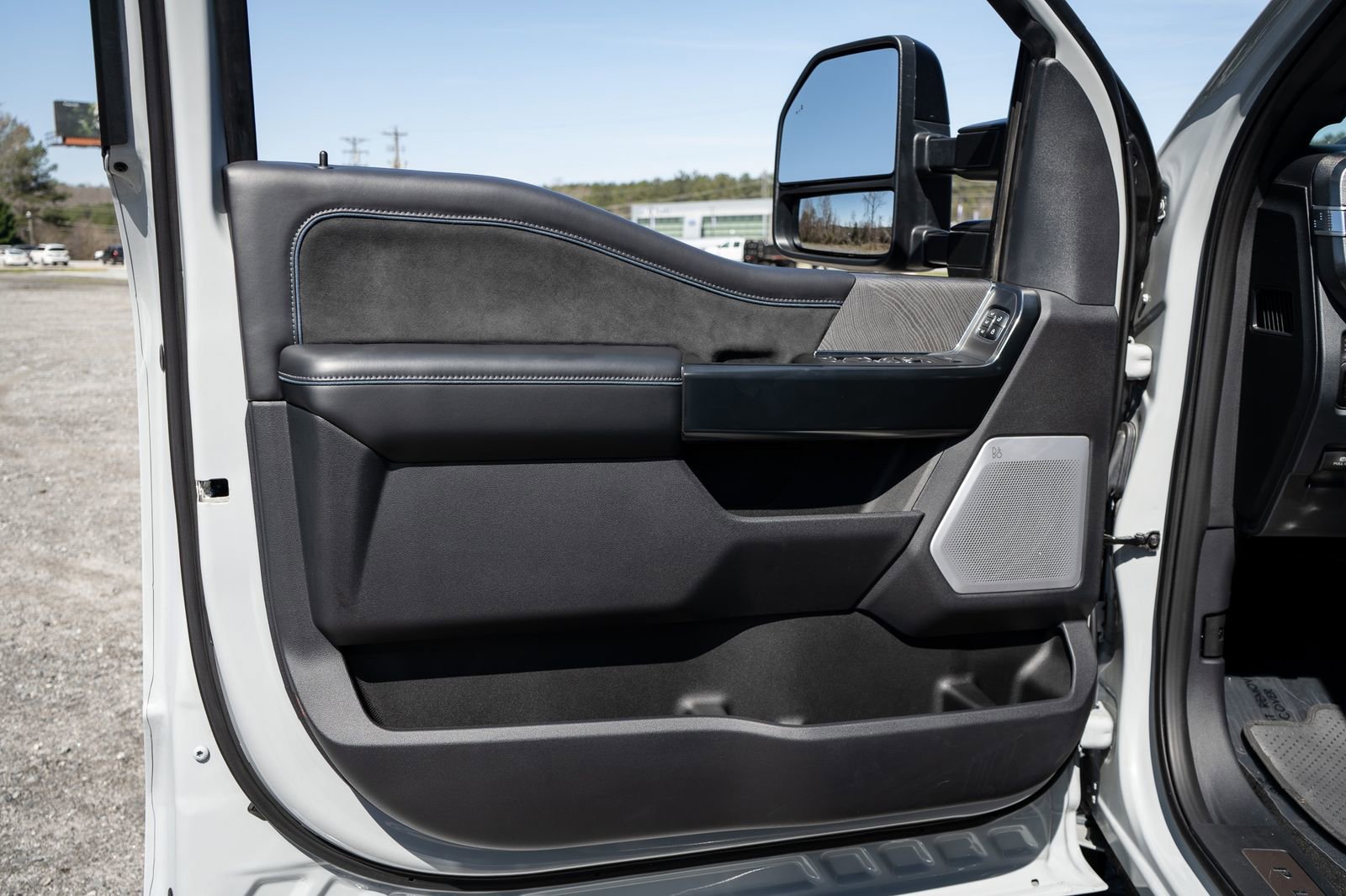 Used 2025 Ford F250 Platinum image 35