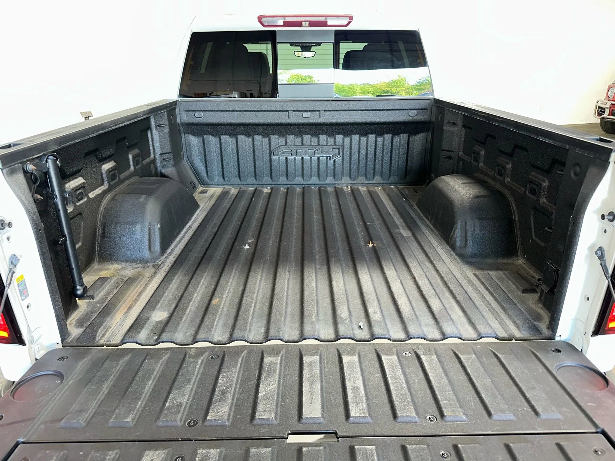 Used 2019 GMC Sierra 1500 AT4 w/ AT4 Premium Package image 11