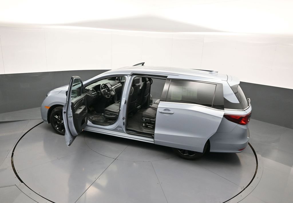 Certified 2024 Honda Odyssey Sport image 46