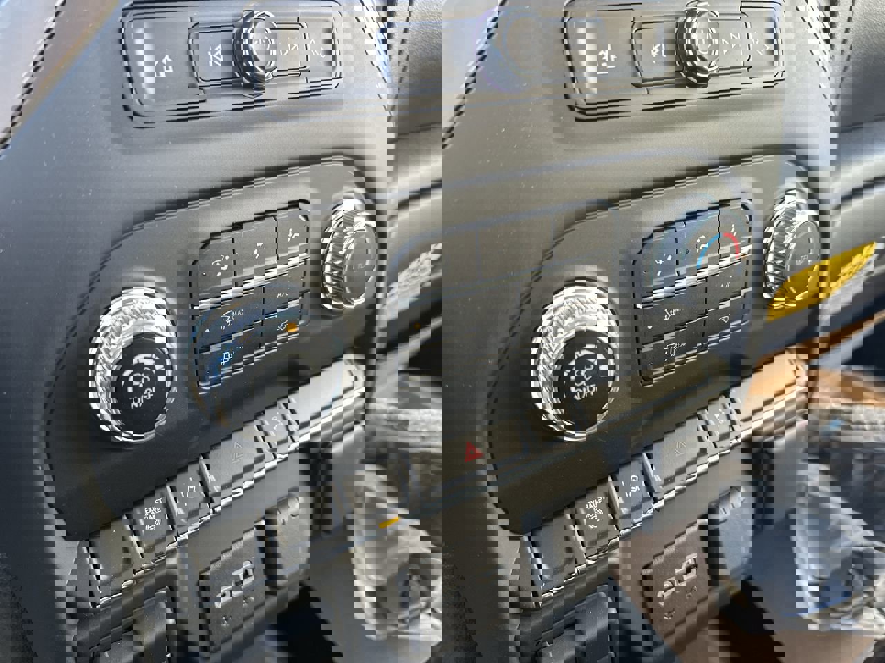 New 2026 GMC Sierra 3500 Pro w/ Convenience Package image 18