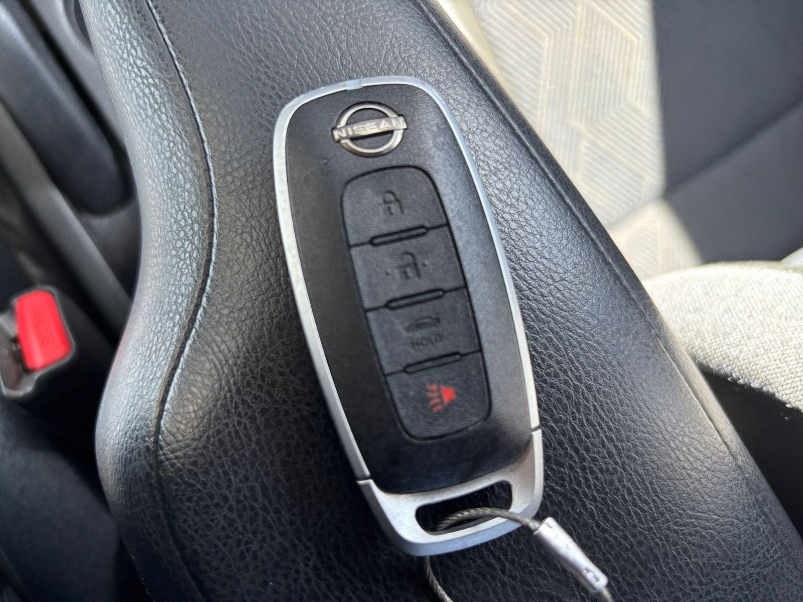 Used 2025 Nissan Versa SV FWD image 21