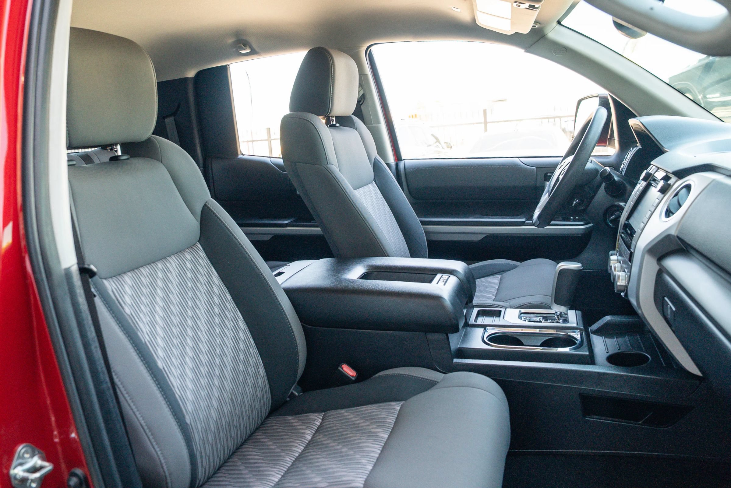 Used 2019 Toyota Tundra SR5 w/ SX Package AWD/4WD image 19