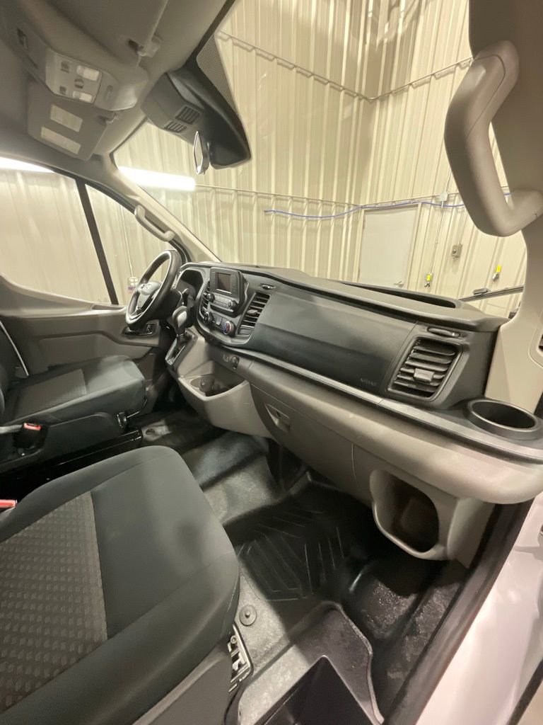 Used 2024 Ford Transit 250 Low Roof w/ Exterior Upgrade Package image 12