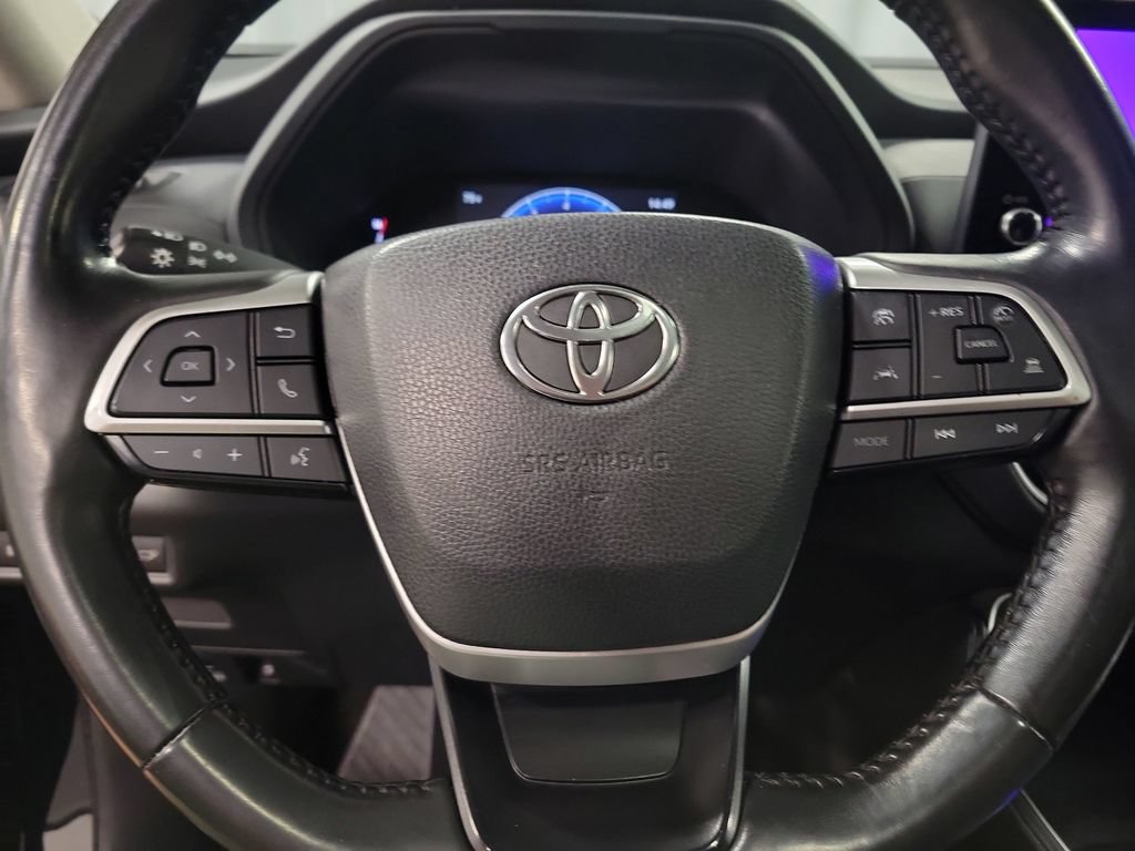 Used 2024 Toyota Grand Highlander AWD image 18