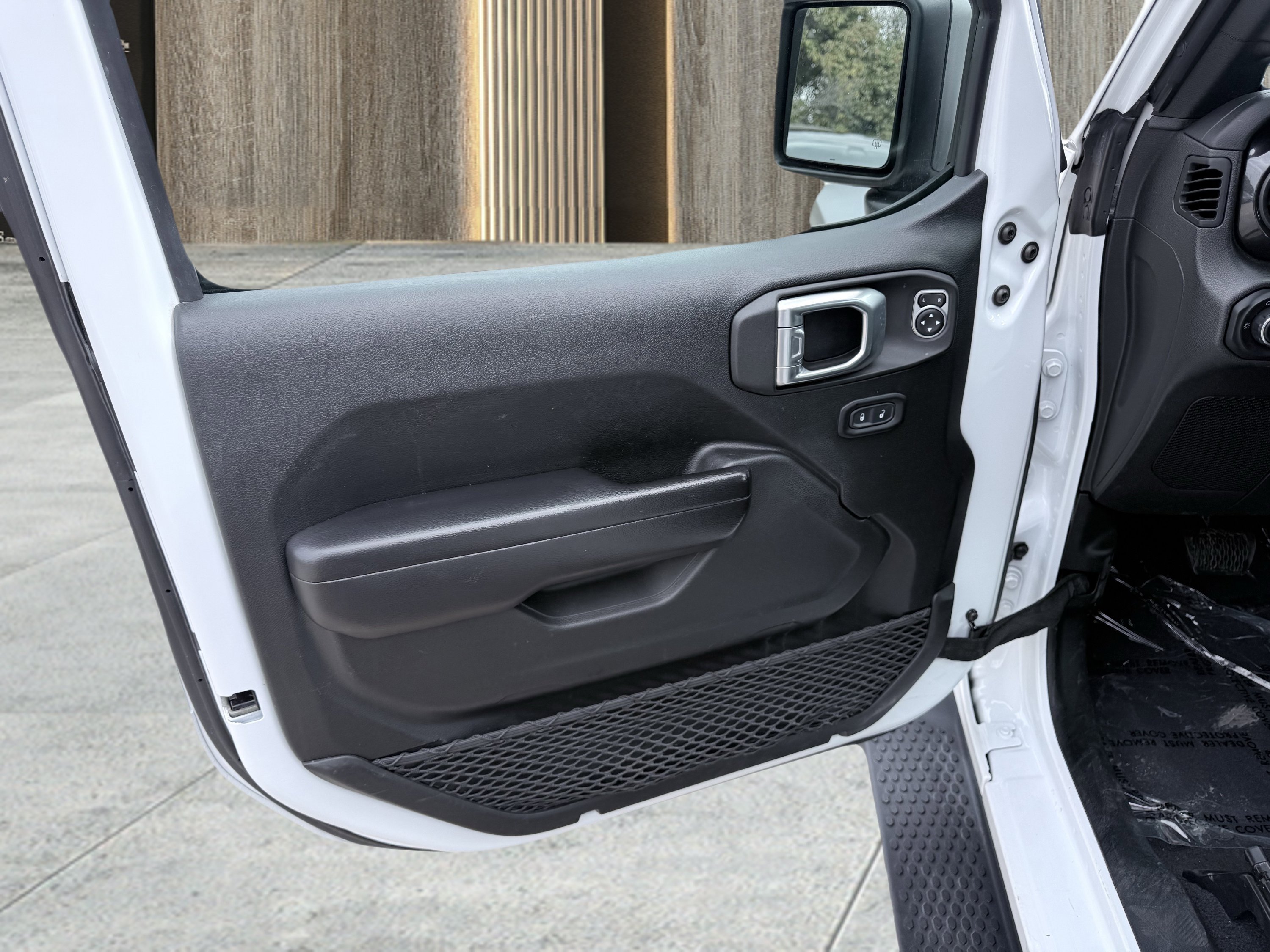 Used 2021 Jeep Wrangler Unlimited Sport AWD/4WD image 23