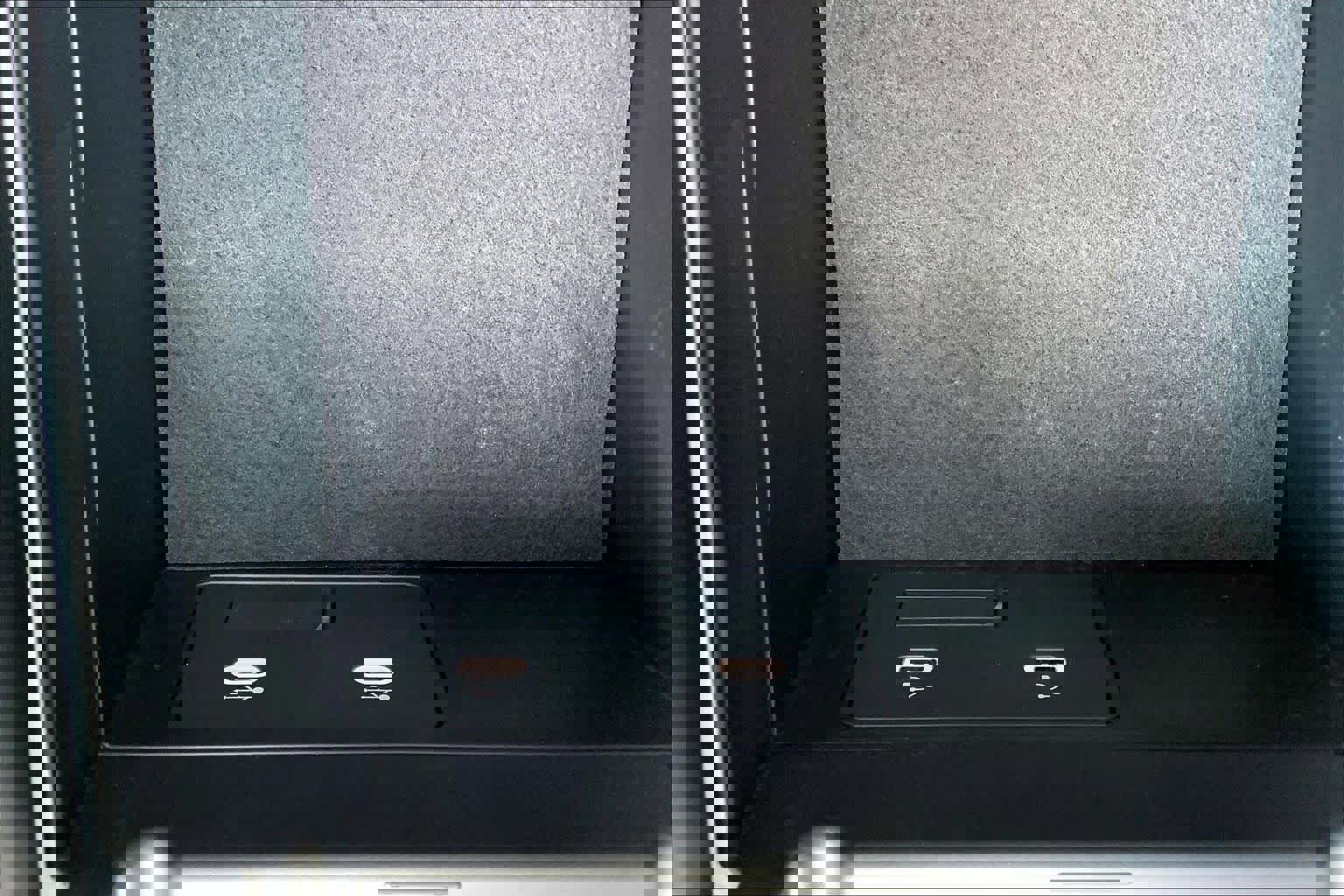 Used 2024 MAZDA CX-90 Plug-In Hybrid w/ Preferred image 36