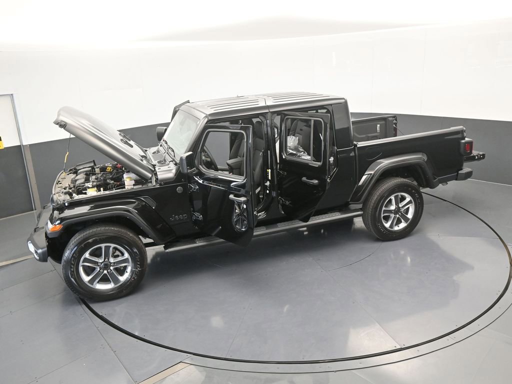 Used 2024 Jeep Gladiator Sport w/ Premium Package image 66