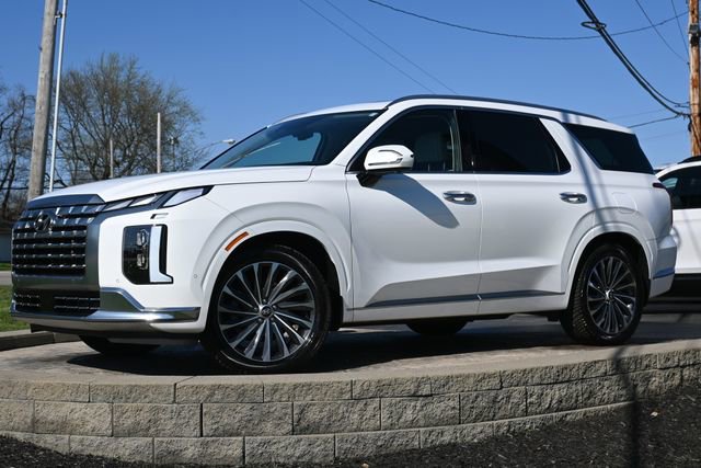 Used 2023 Hyundai Palisade Calligraphy w/ Winter Package