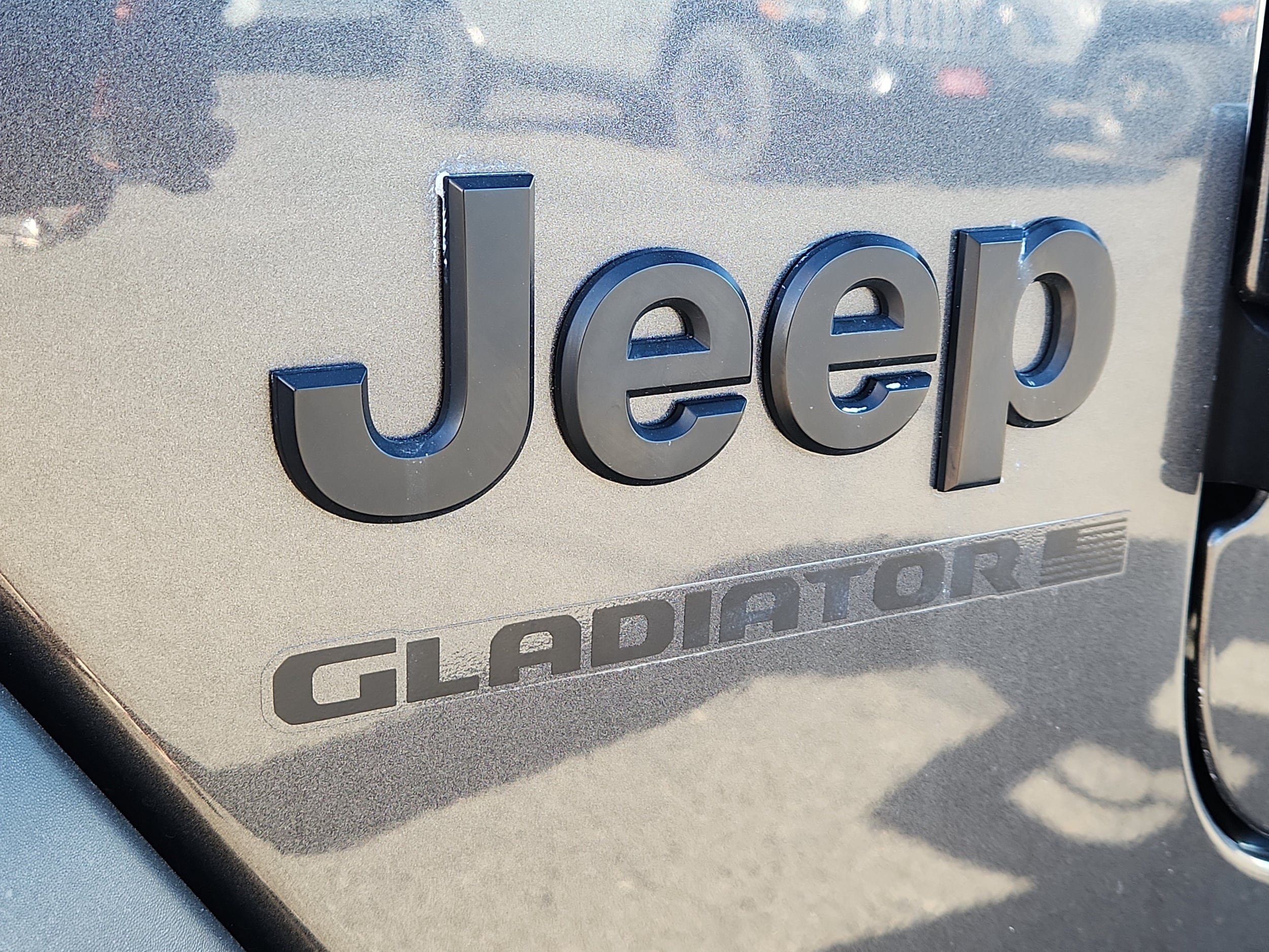 Used 2023 Jeep Gladiator Sport AWD/4WD image 6
