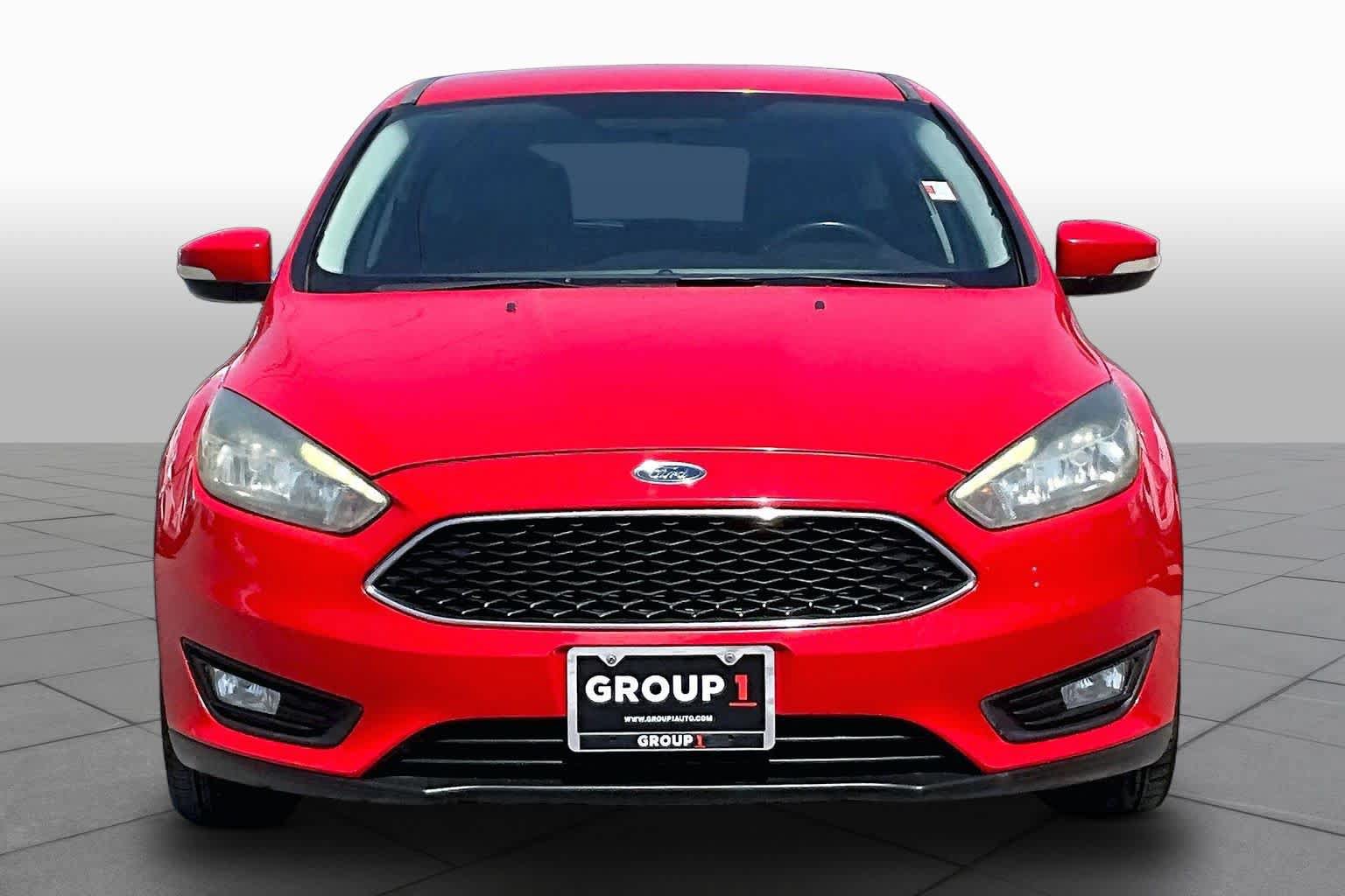 Used 2016 Ford Focus SE w/ Equipment Group 201A FWD image 4