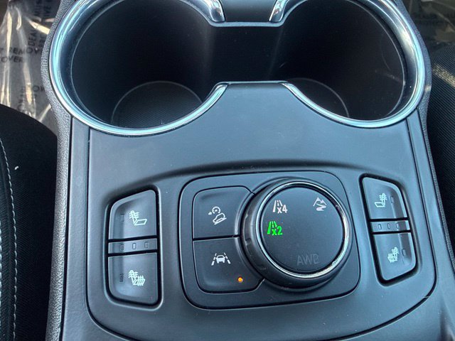 Used 2023 GMC Terrain SLE w/ Driver Convenience Package AWD/4WD image 16