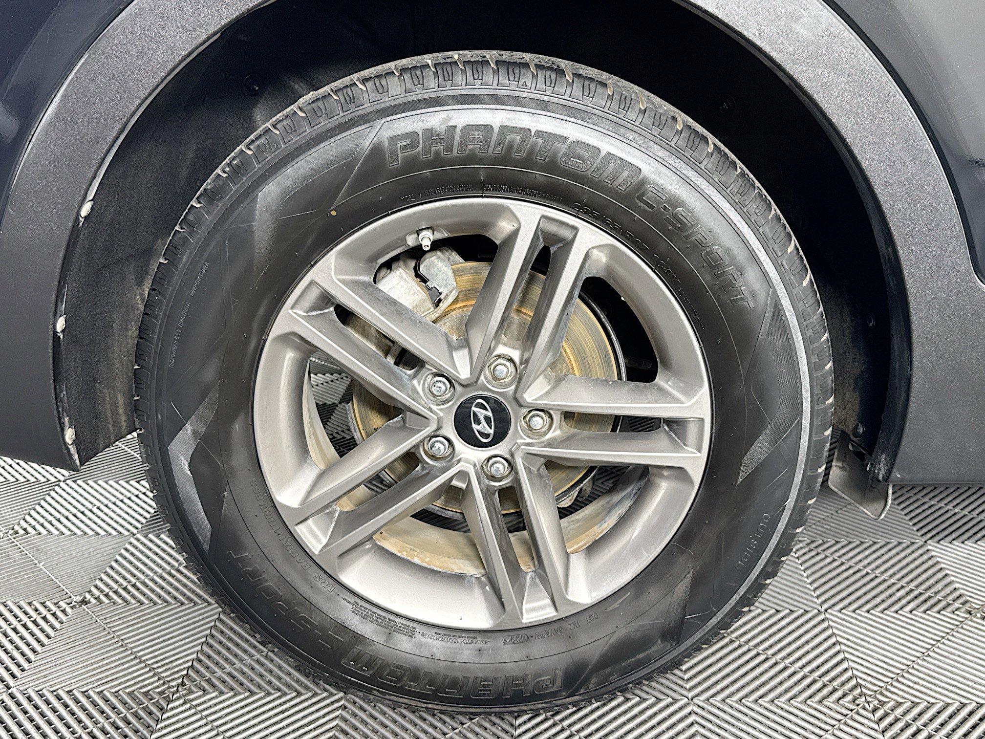 Used 2017 Hyundai Santa Fe Sport image 32