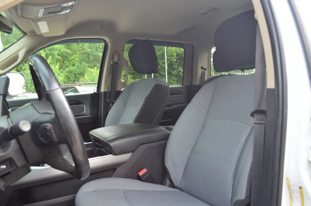 Used 2019 RAM 3500 Big Horn w/ Towing Technology Group AWD/4WD image 18