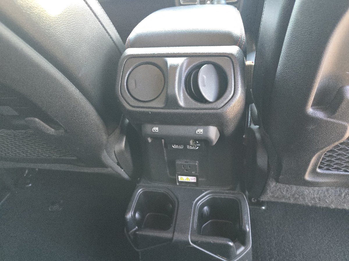 Used 2020 Jeep Gladiator Rubicon AWD/4WD image 27