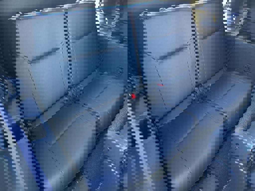 New 2025 Mitsubishi Outlander SE image 27