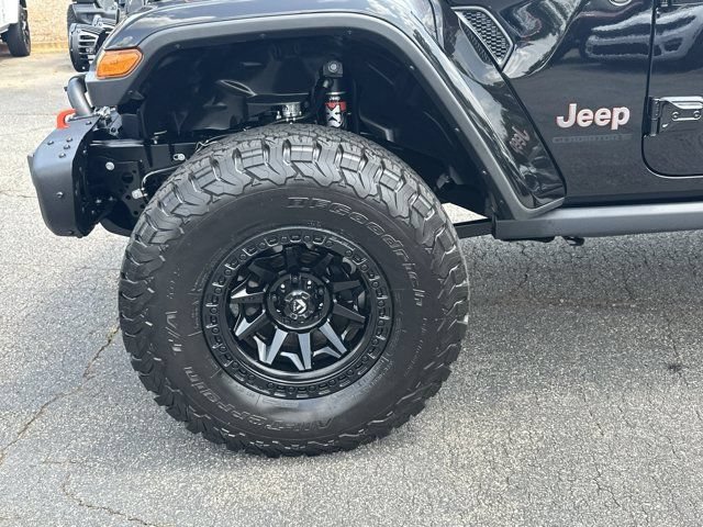 Certified 2025 Jeep Gladiator Mojave AWD/4WD image 13